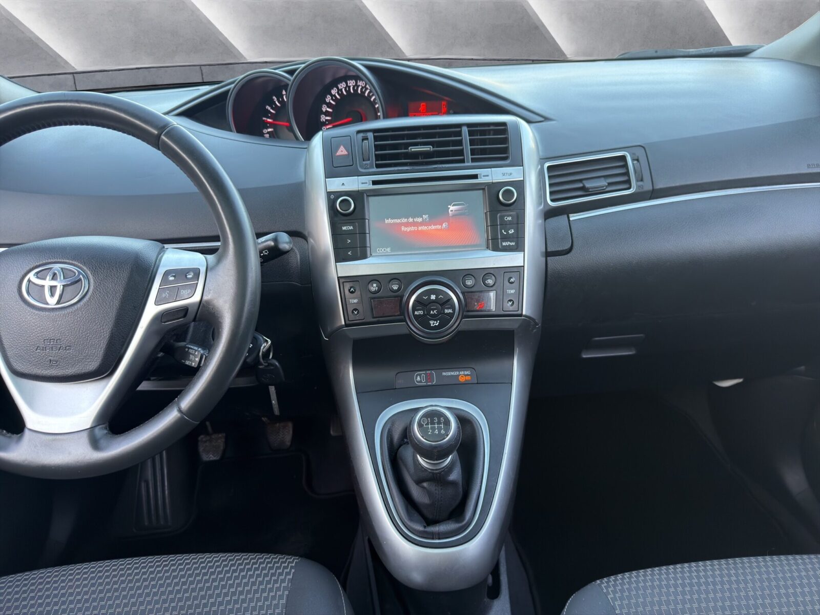 TOYOTA VERSO 1.6D