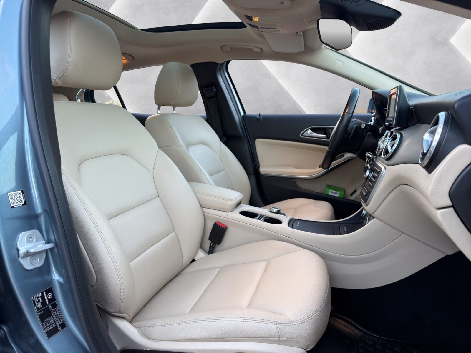 MERCEDES-BENZ GLA 200CDI