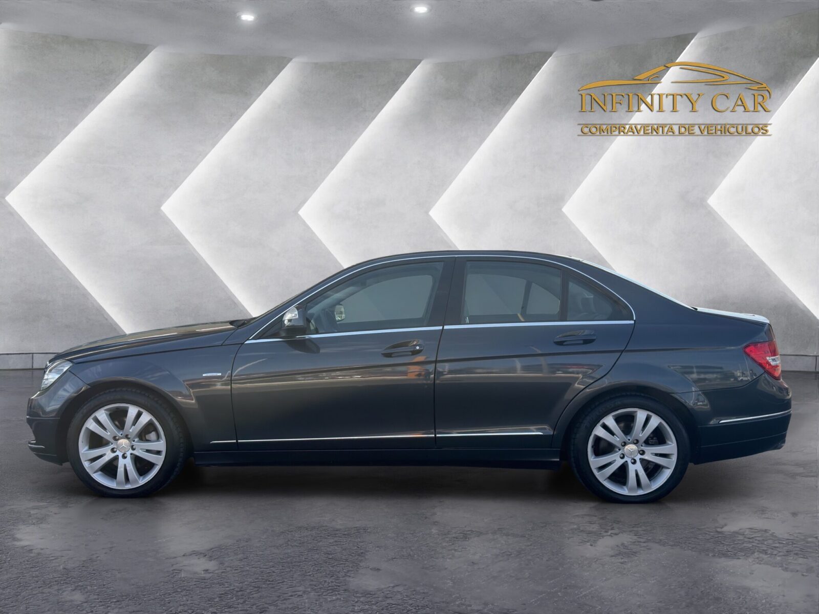 MERCEDES-BENZ CLASE C 220CDI