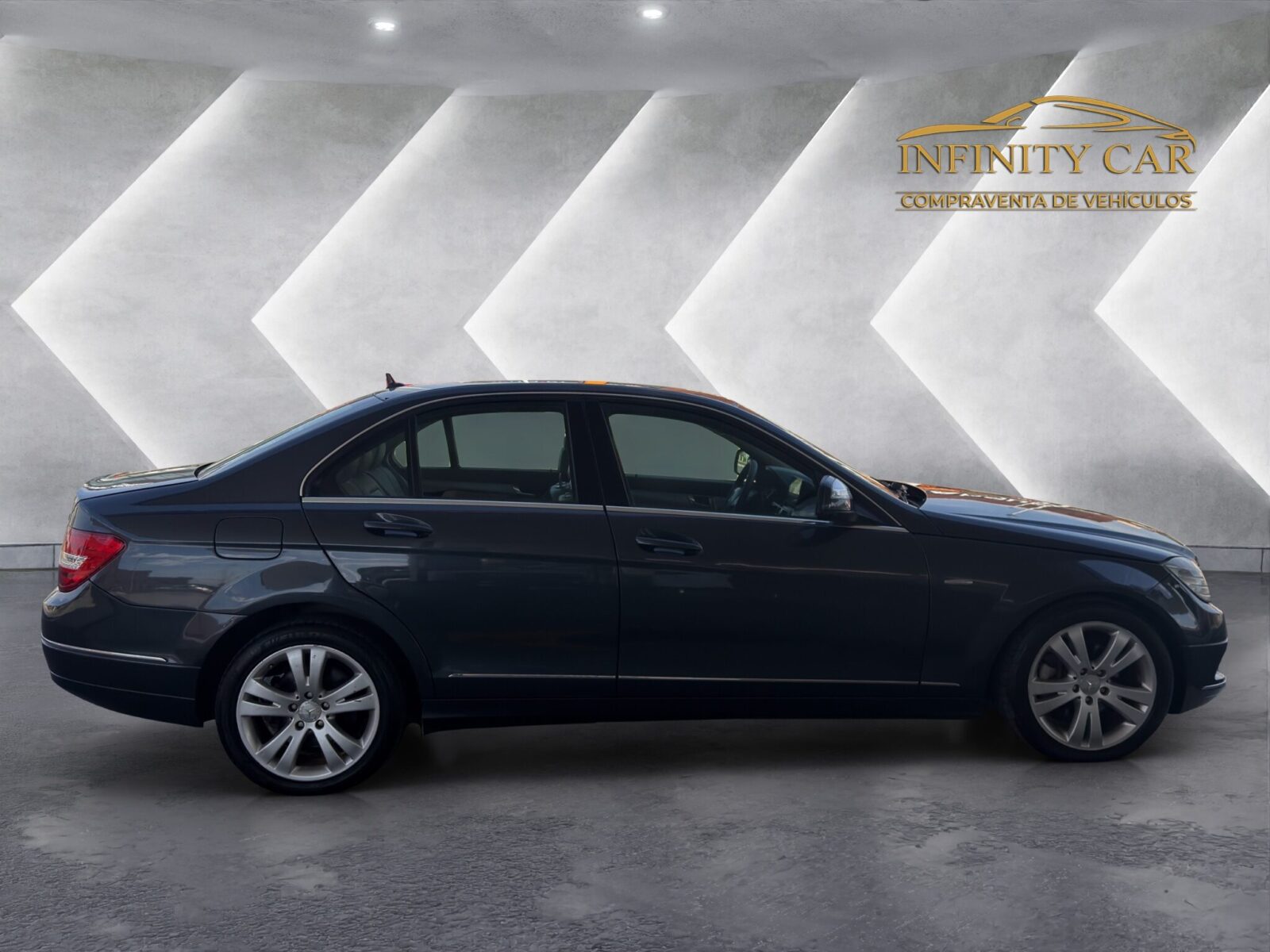 MERCEDES-BENZ CLASE C 220CDI