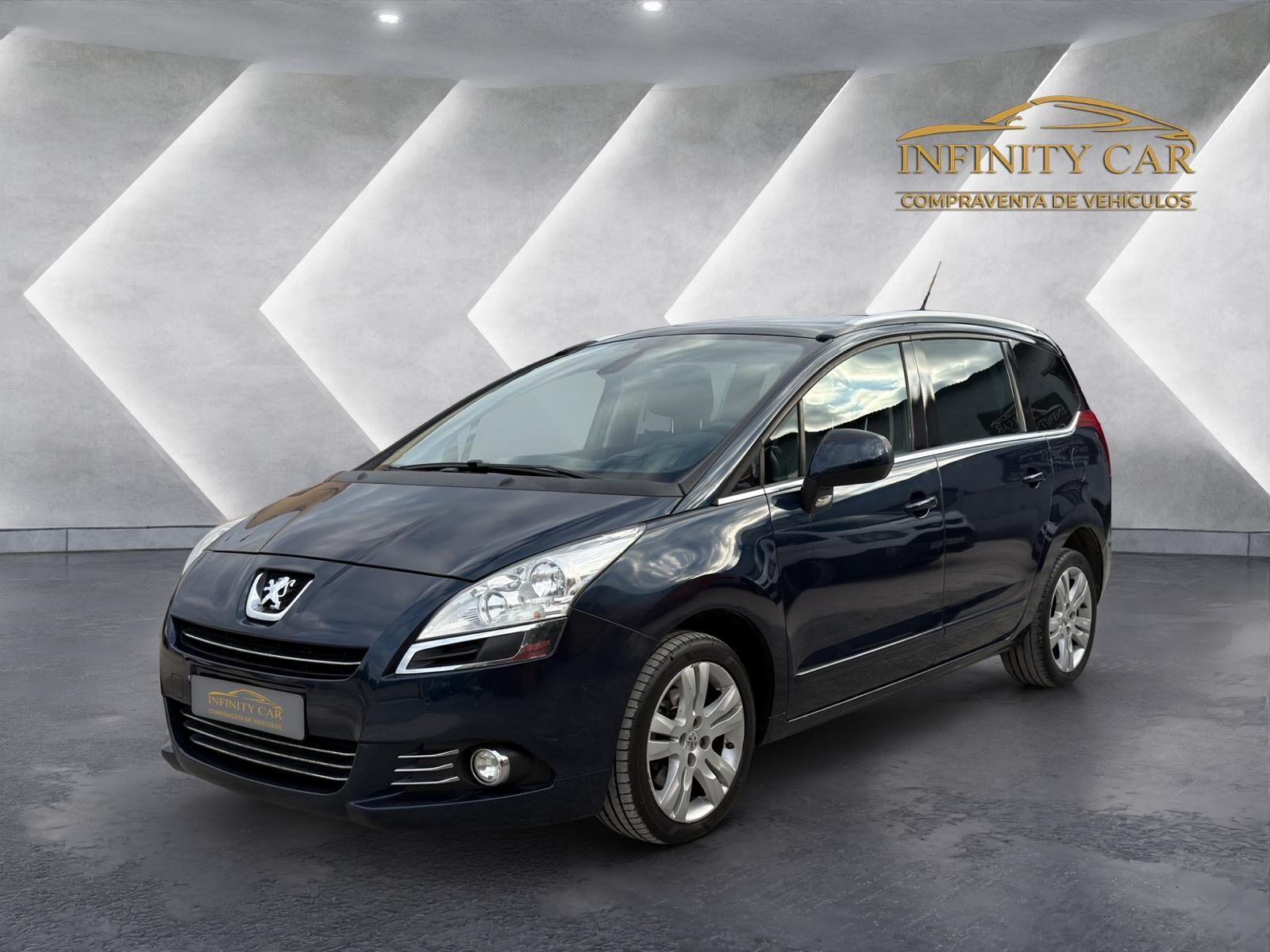 PEUGEOT 5008 2.0 HDI