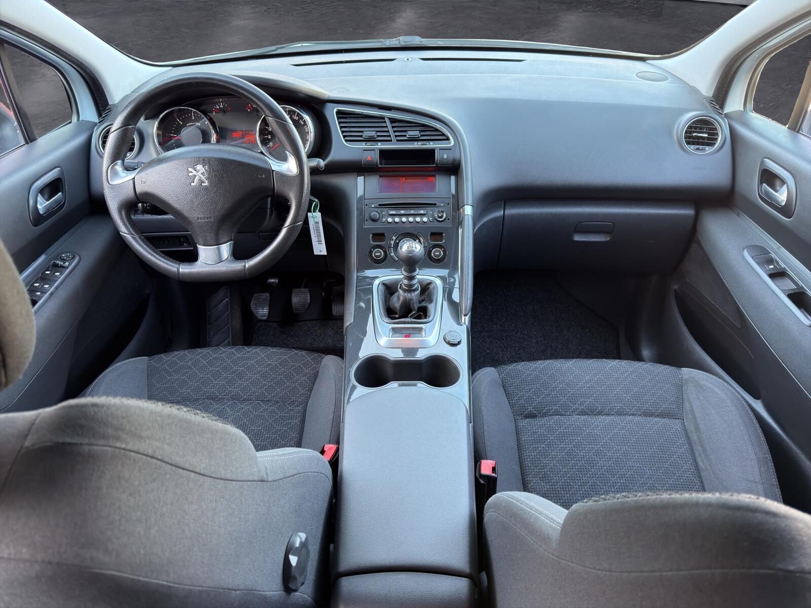 PEUGEOT 3008 1.6 BlueHDI