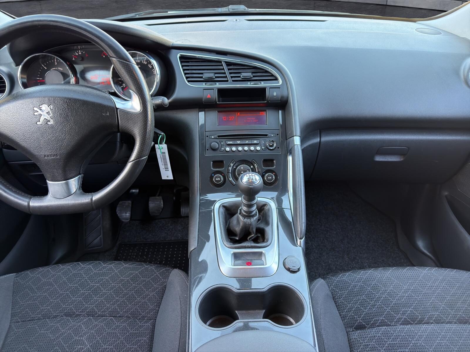 PEUGEOT 3008 1.6 BlueHDI
